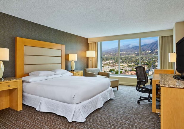 Images Hilton Los Angeles North/Glendale & Executive Meeting Ctr