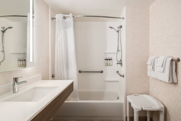 Images Holiday Inn Express & Suites Mobile West - I-10 by IHG