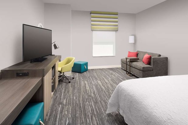 Images Hampton Inn Miami Airport East