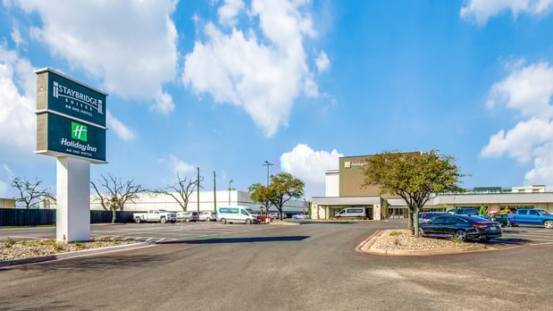 Images Staybridge Suites Dallas Market Ctr Love Field by IHG