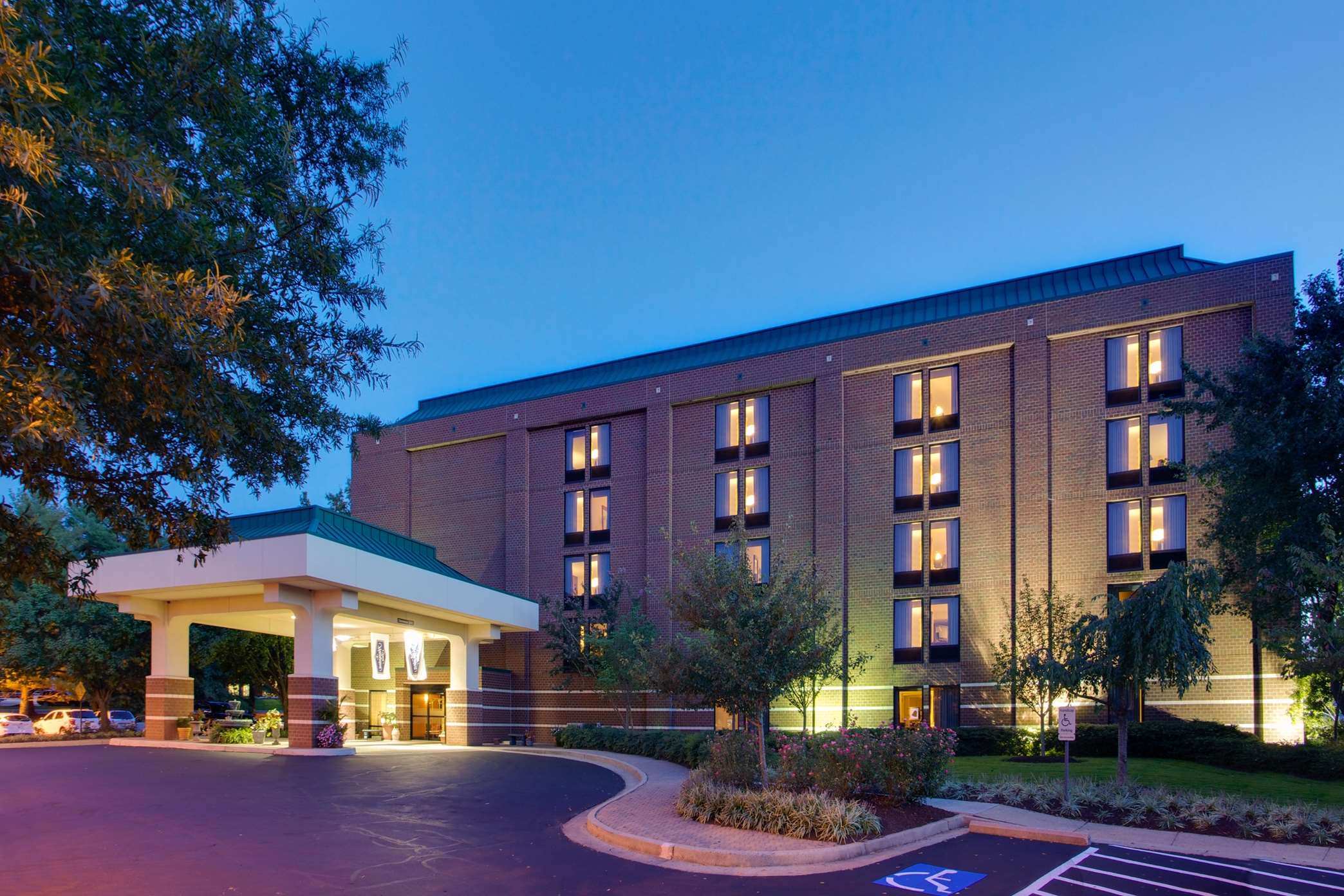 Hampton Inn Richmond-West