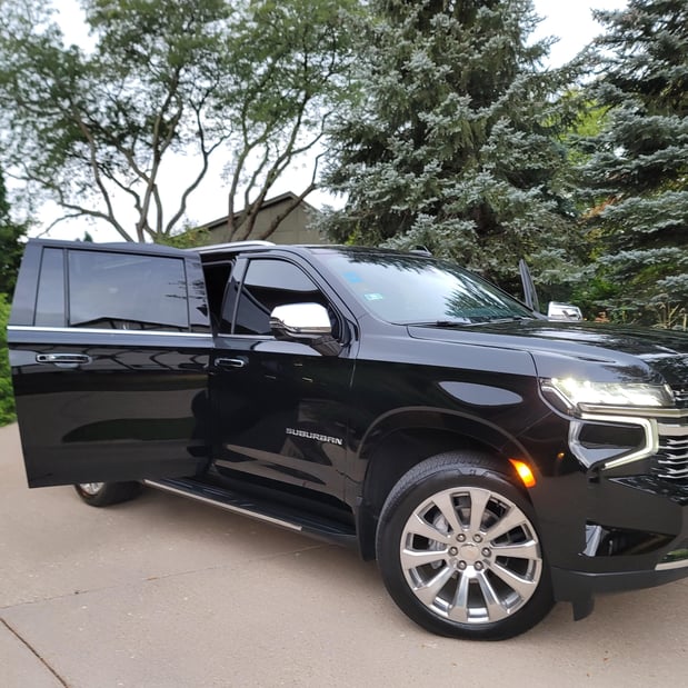 Images Chicago's Elite Black Car & Chauffeur Service