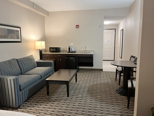 Images Holiday Inn Express & Suites Morton Peoria Area by IHG