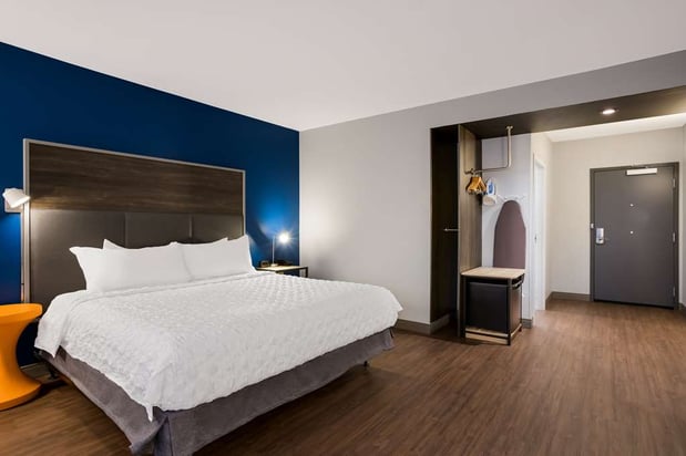 Images Tru by Hilton Traverse City