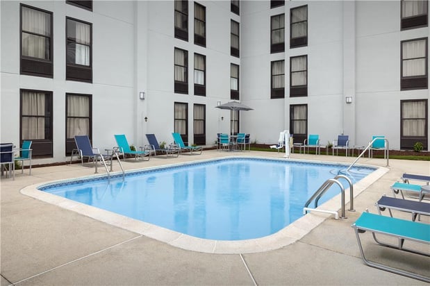 Images Hampton Inn Fayetteville Fort Bragg