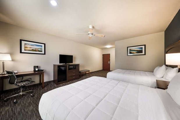 Images Best Western Plus Lake Dallas Inn & Suites