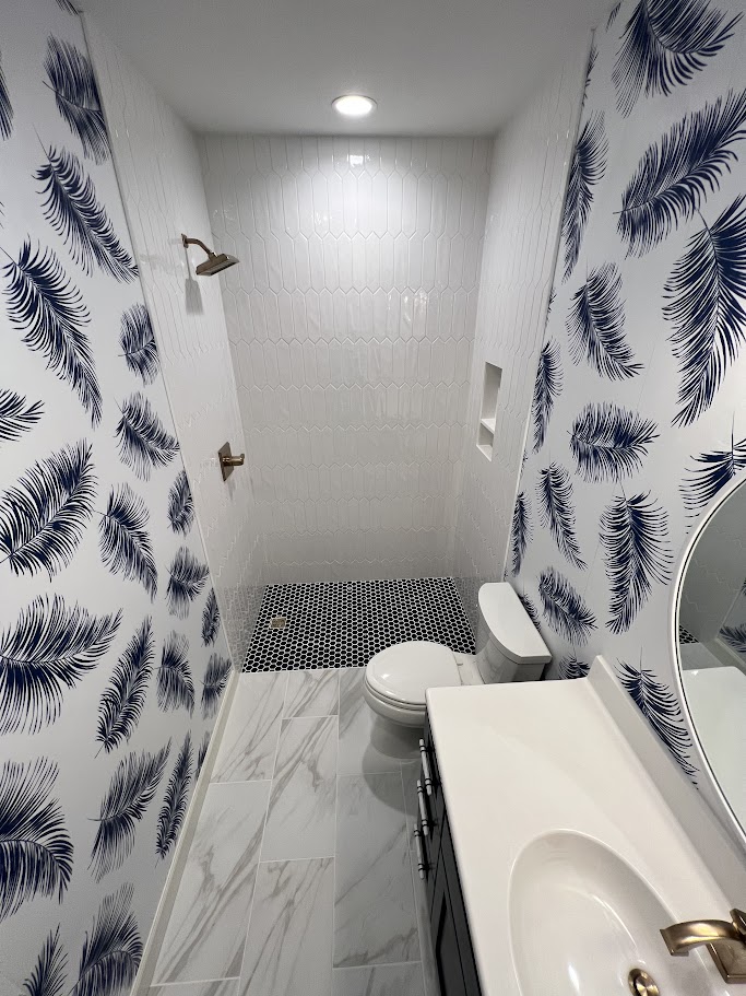 Snow Custom Tile & Bath Image