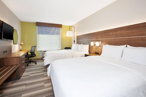 Images Holiday Inn Express & Suites Warrenton by IHG