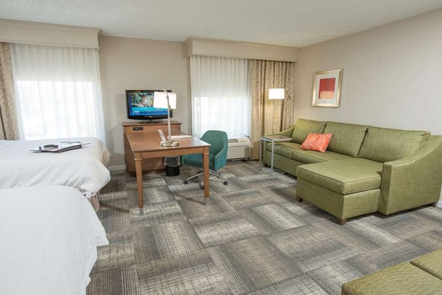Images Hampton Inn & Suites Cincinnati-Union Centre