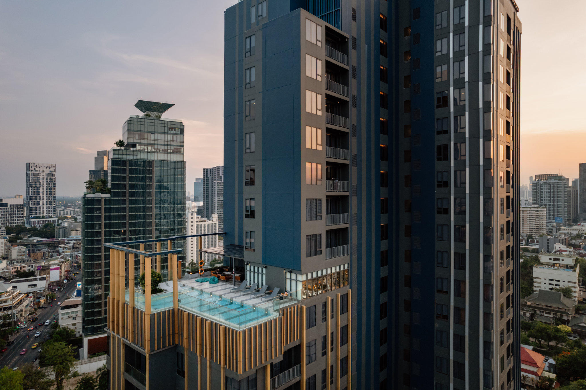 Staybridge Suites Bangkok Thonglor by IHG