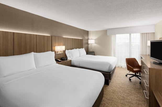 Images Holiday Inn Nashville-Vanderbilt (Dwtn) by IHG