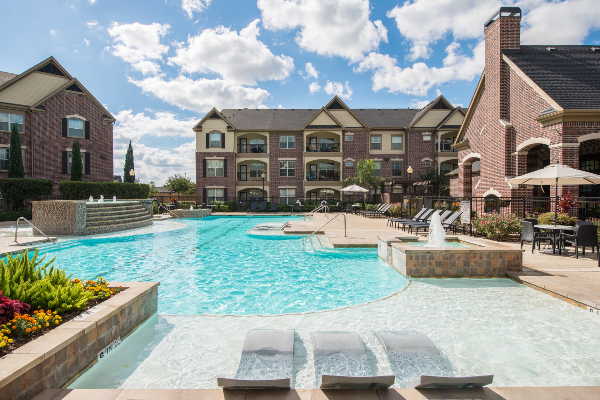 Camden Cypress Creek Apartments Photo