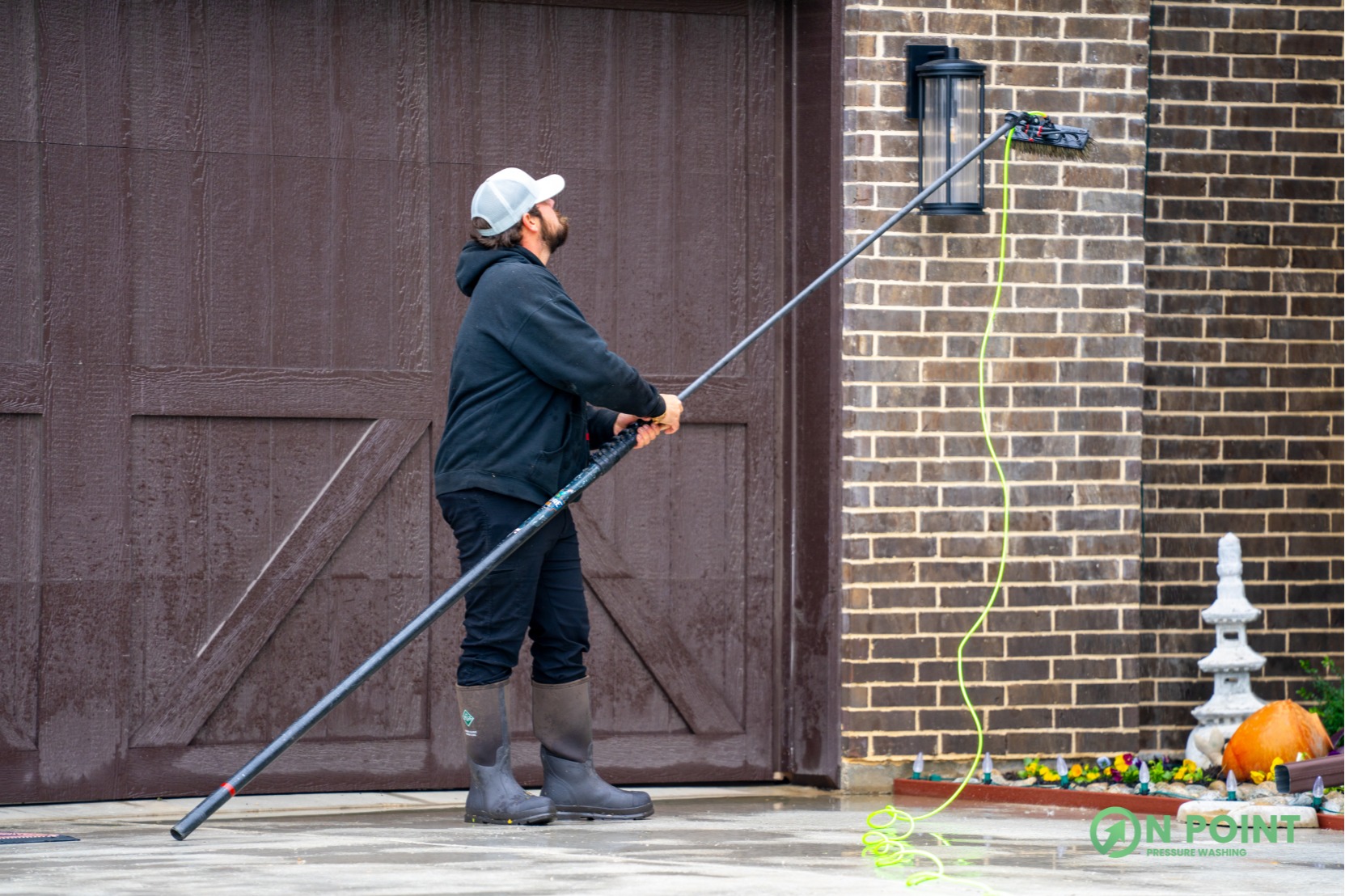 Pressure washing service