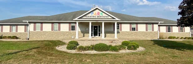Images Dr. Lesa Allison, DDS