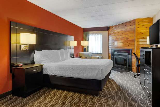 Images Best Western Plus Poconos Hotel