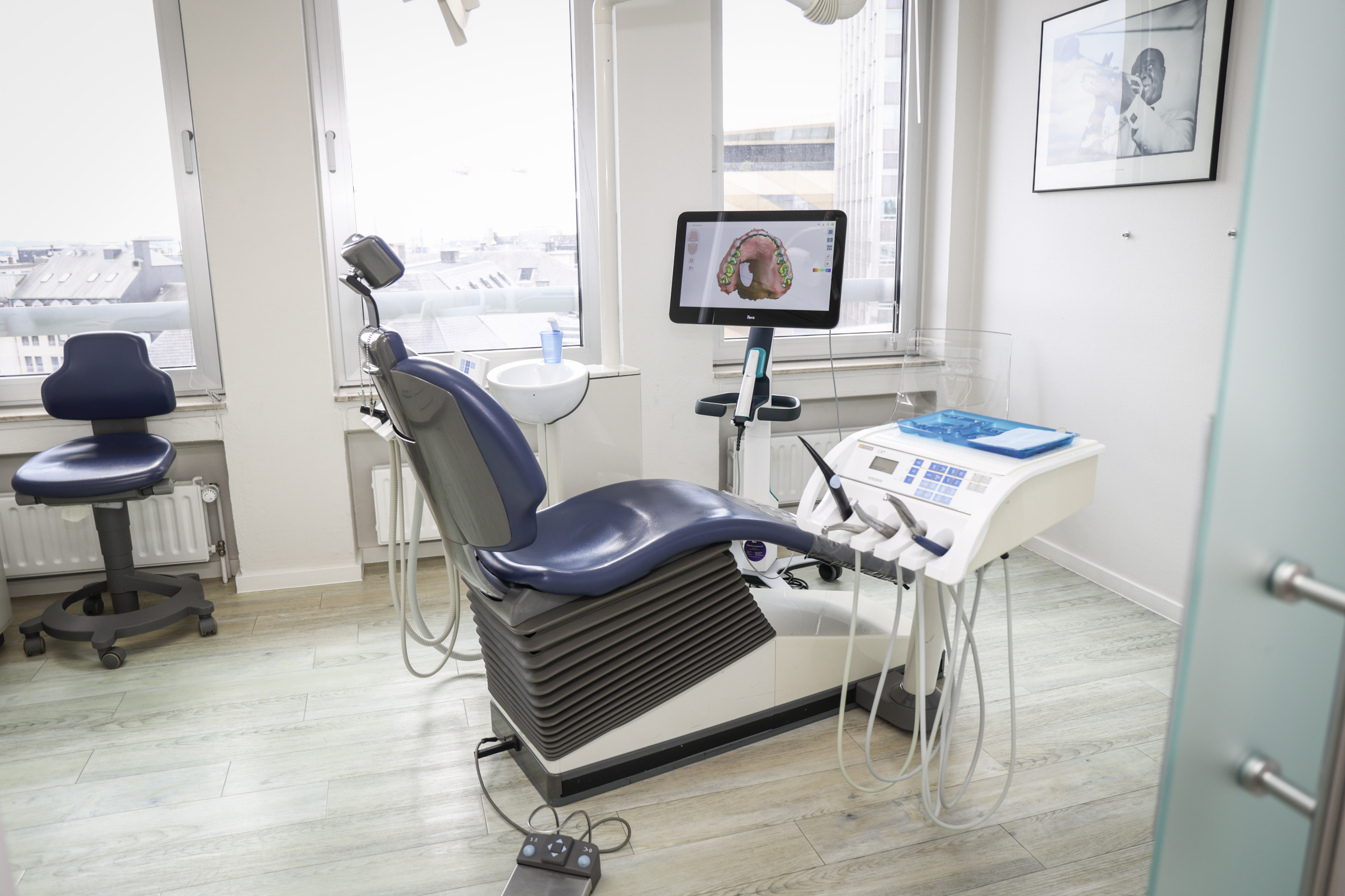 Images Dr DUCROCQ Camille dentiste