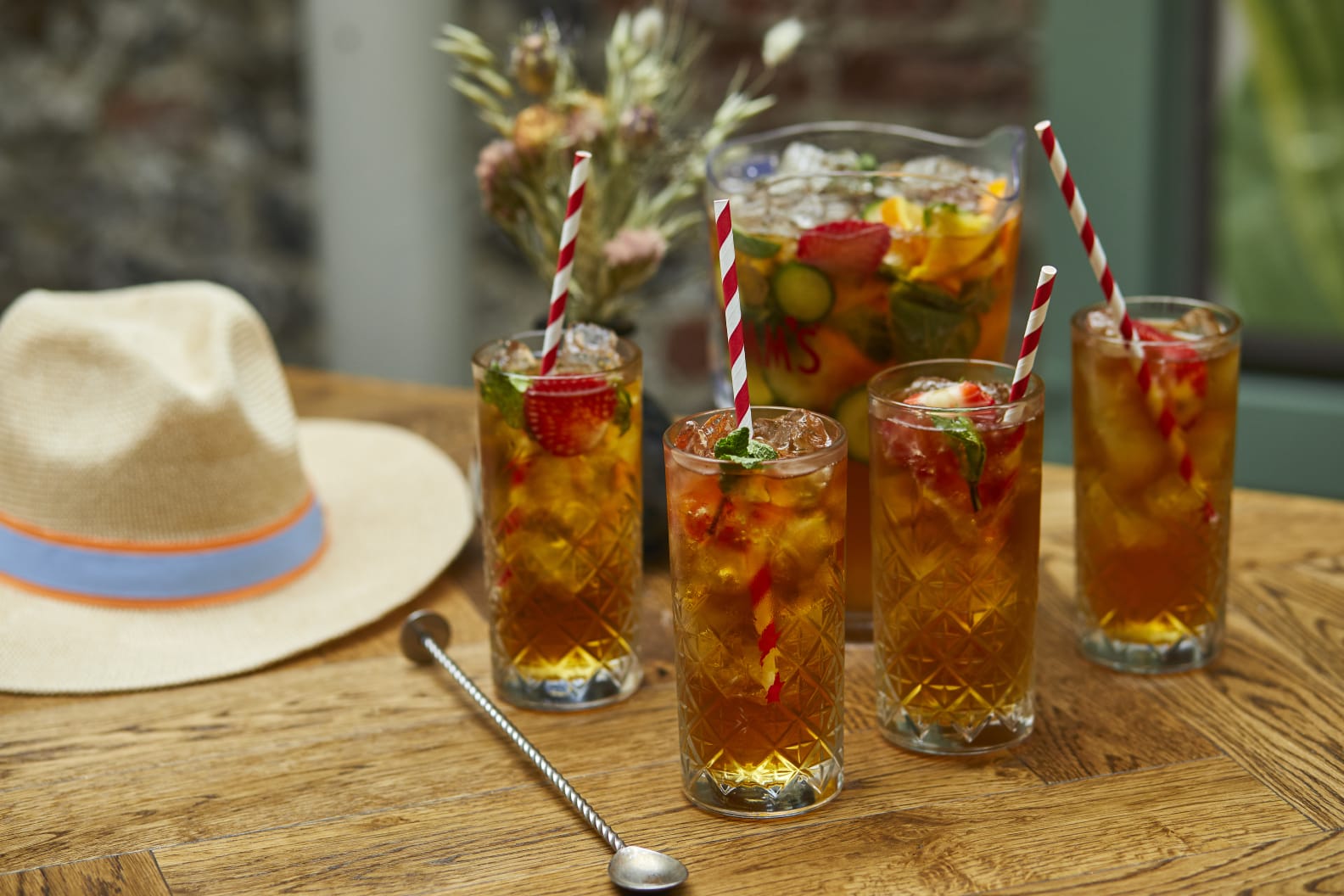 Pimm's o'clock at Henley Regatta