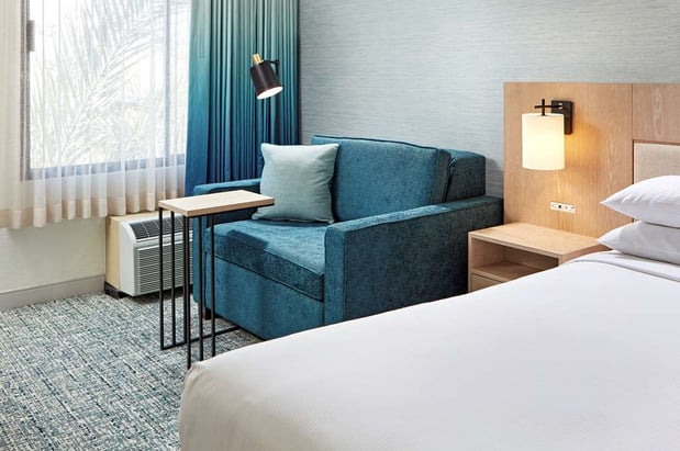 Images Hotel MdR Marina del Rey - a DoubleTree by Hilton