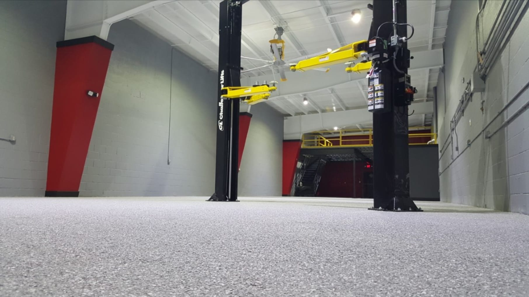 Transform your space quickly with NiSe - Concrete Coatings' one-day flooring services. Designed for efficiency and quality, our rapid installation process provides a durable and stylish finish in a short timeframe. We offer fast and reliable flooring solutions without compromising on durability or aesthetics.