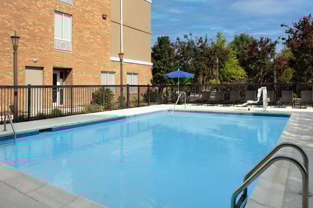 Images Holiday Inn Express & Suites Greensboro - Airport Area by IHG