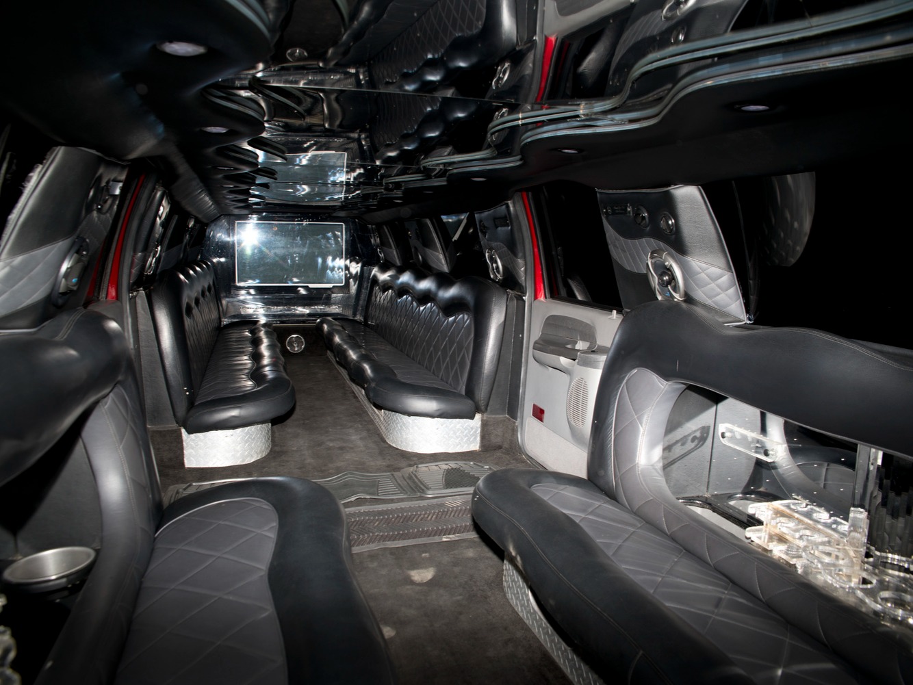 Images Saskatoon Limousine Direct