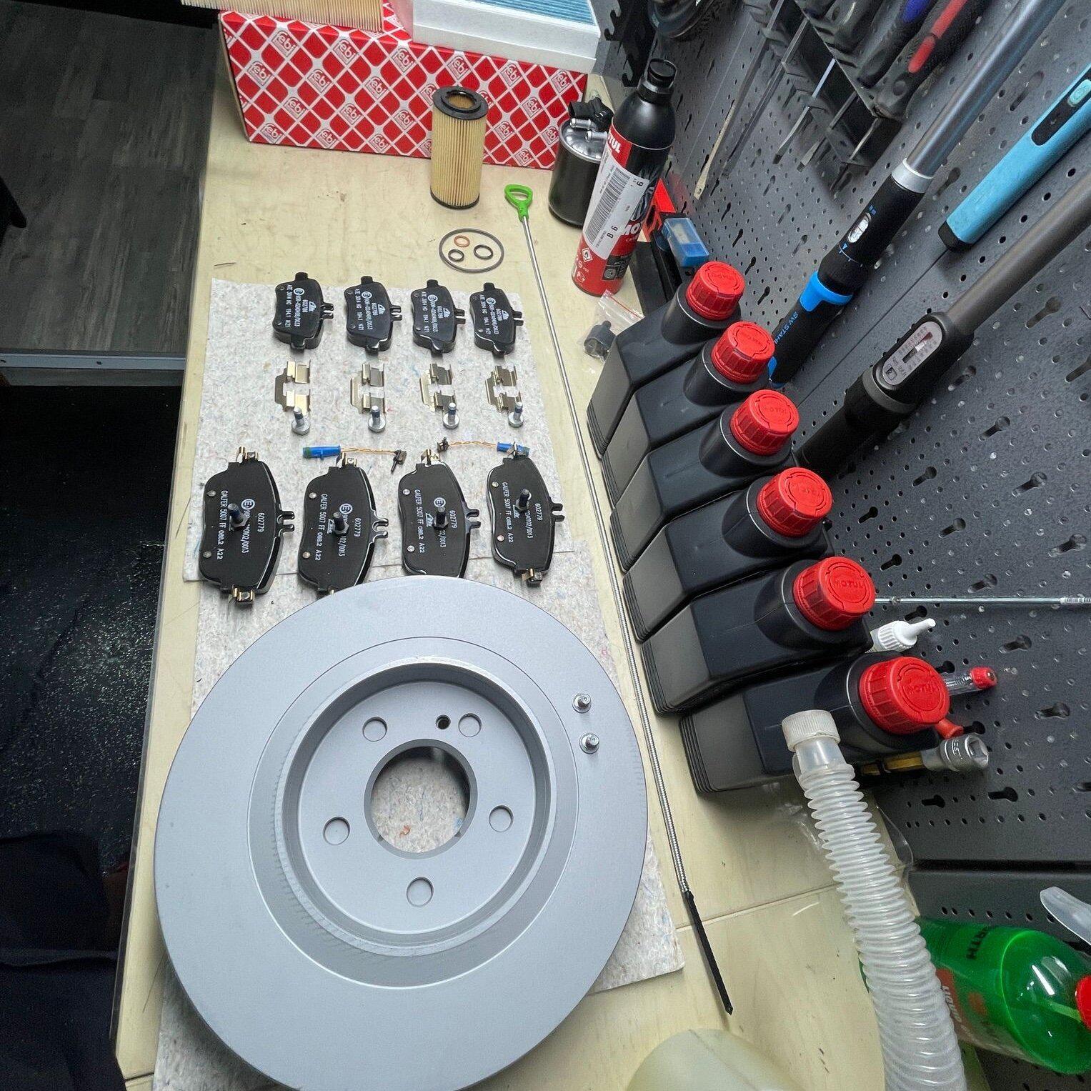 Bilder TJs Garage GmbH