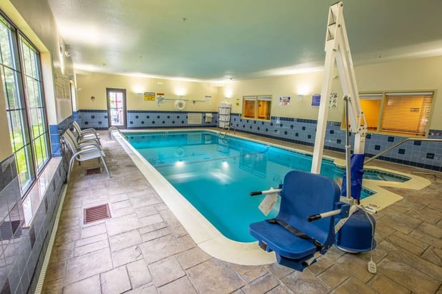 Images Hampton Inn Hadley-Amherst Area