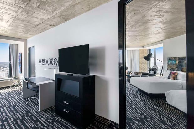 Images Lorenzo Hotel Dallas, Tapestry Collection by Hilton