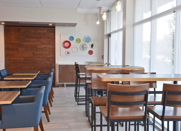 Images Holiday Inn Express & Suites Orlando Southeast by IHG