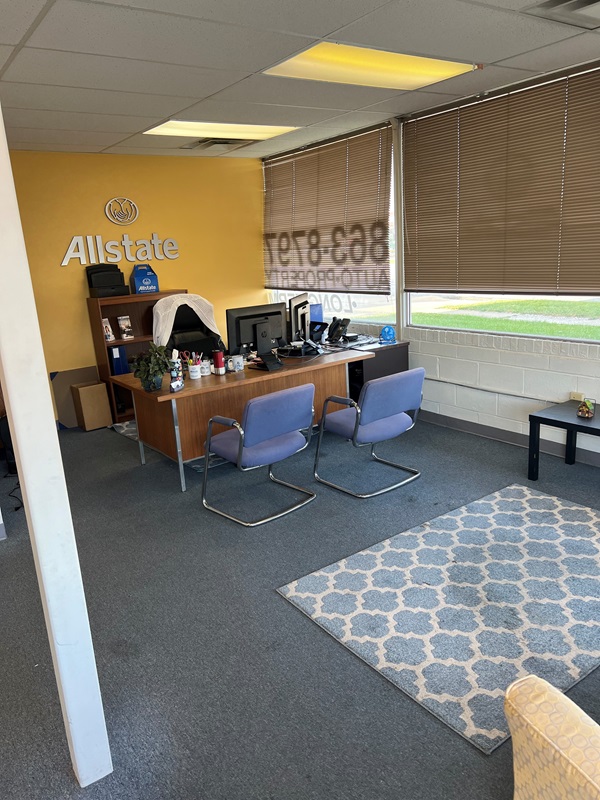 Images Charlie Broxterman: Allstate Insurance