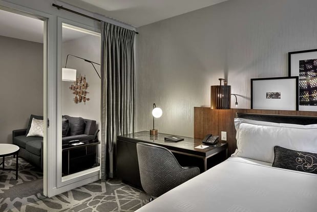 Images LondonHouse Chicago, Curio Collection by Hilton