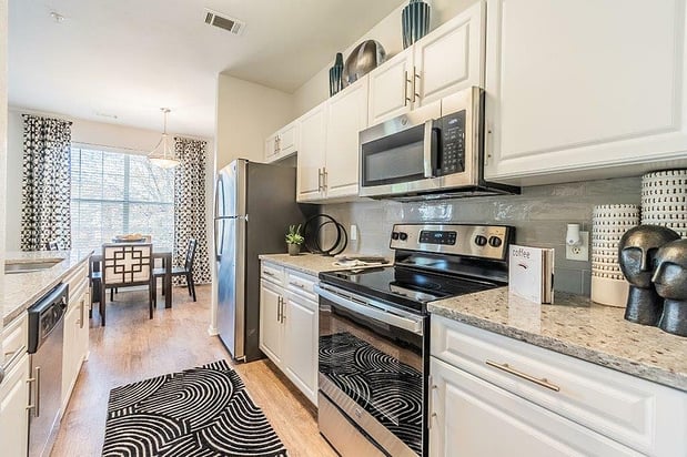 Images Grand Estates @ Keller