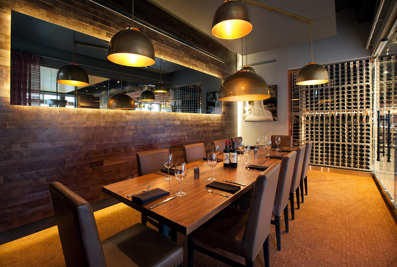 Del Frisco's Grille Fort Worth Commerce Room group dining room