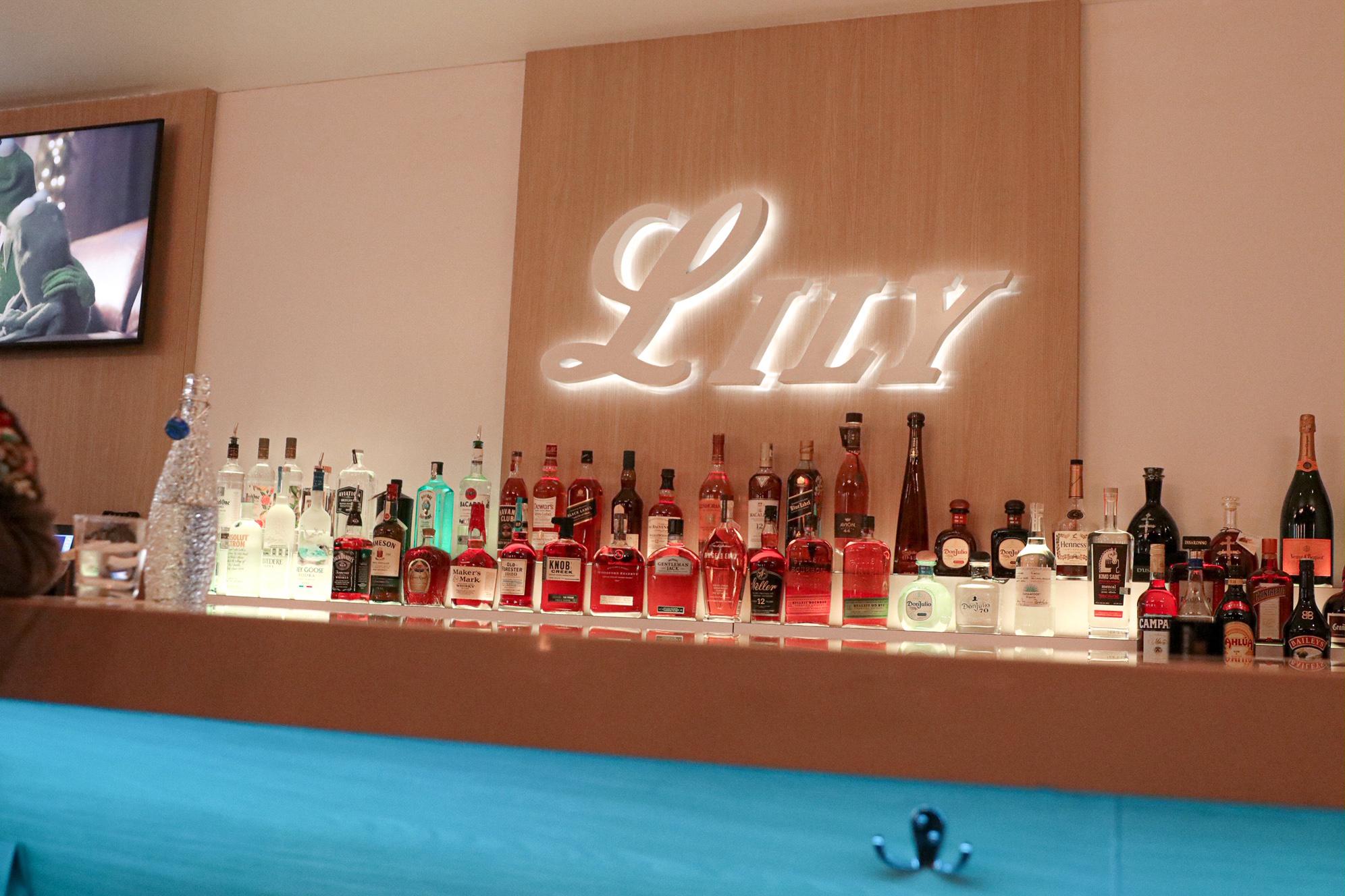 Lily’s Restaurant & Lounge Photo