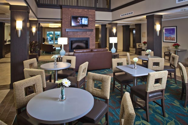 Images Candlewood Suites Building 3440