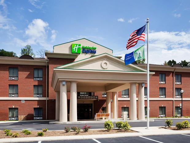 Images Holiday Inn Express Dayton, an IHG Hotel