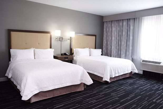 Images Hampton Inn & Suites Des Moines/Urbandale