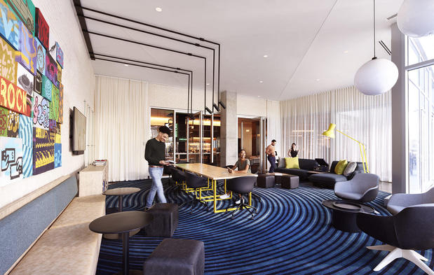 Images Reverb Downtown Atlanta