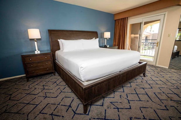 Images Scottsdale Plaza Resort
