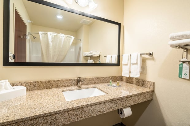 Images Comfort Inn & Suites Morgan - South Ogden