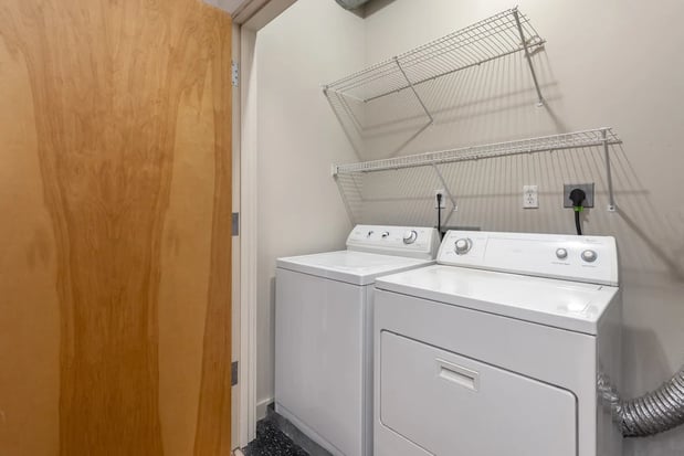 Images Lofts at Lafayette Square