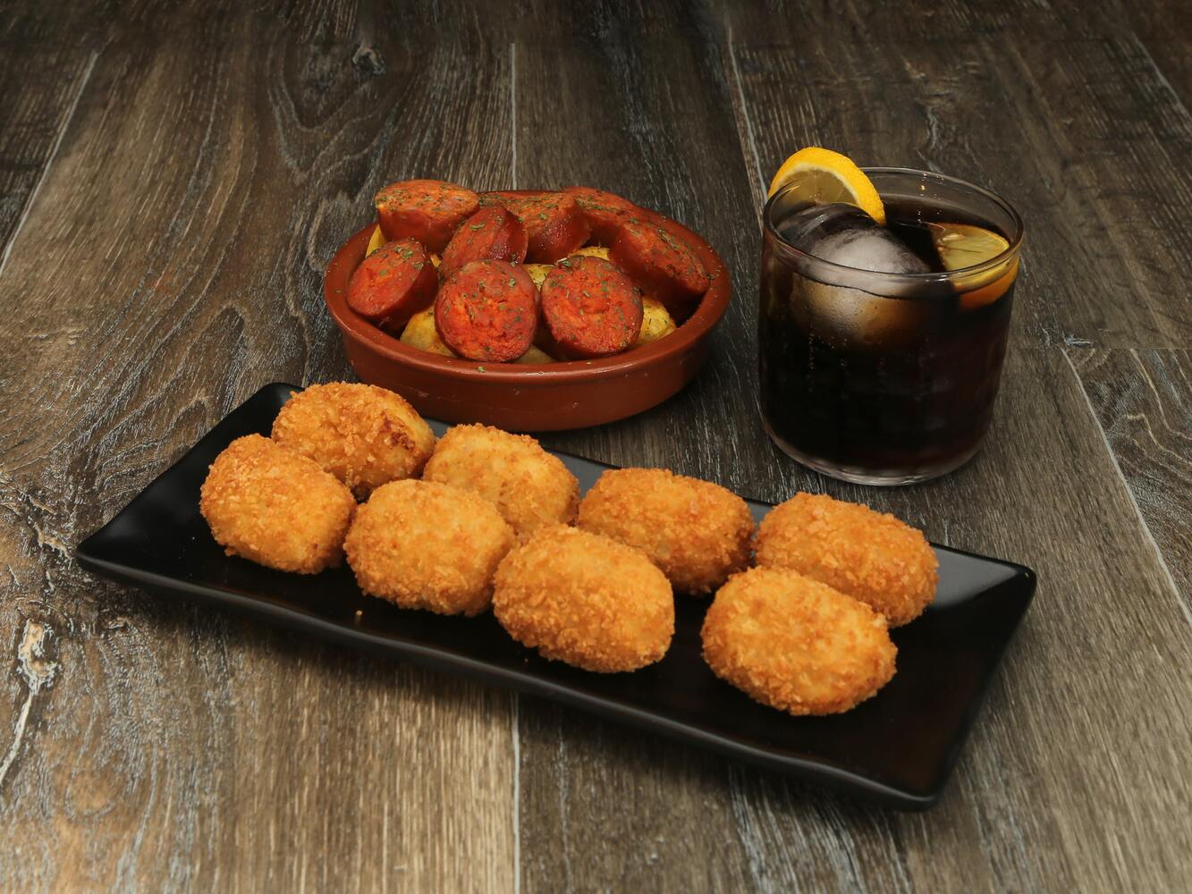 Images La Plazuela de Jois Café - Bar