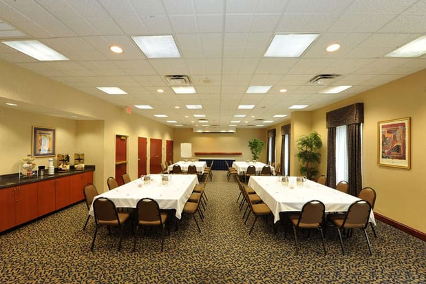 Images Hampton Inn & Suites Atlanta-Galleria