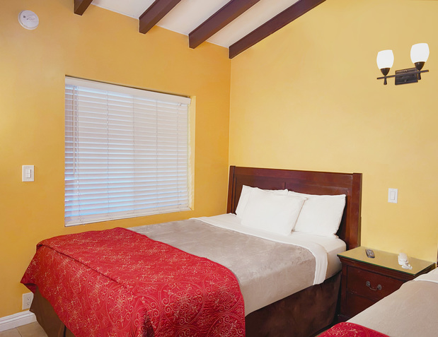 Images El Patio Inn