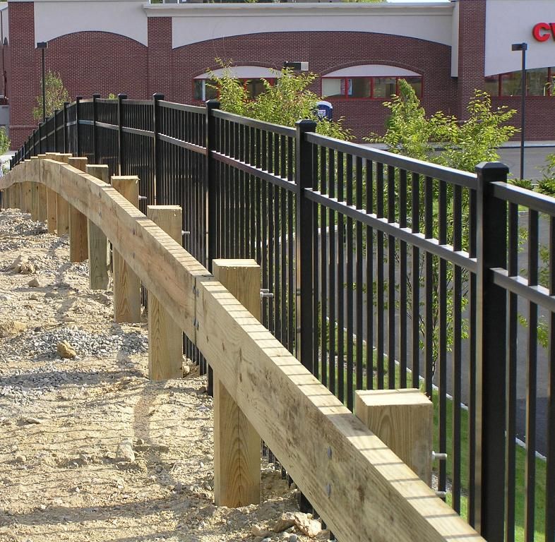 Commercial Fencing
