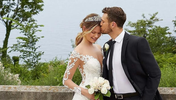 Images Anna Christine Bridal