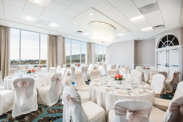 Images Crowne Plaza Ventura Beach by IHG