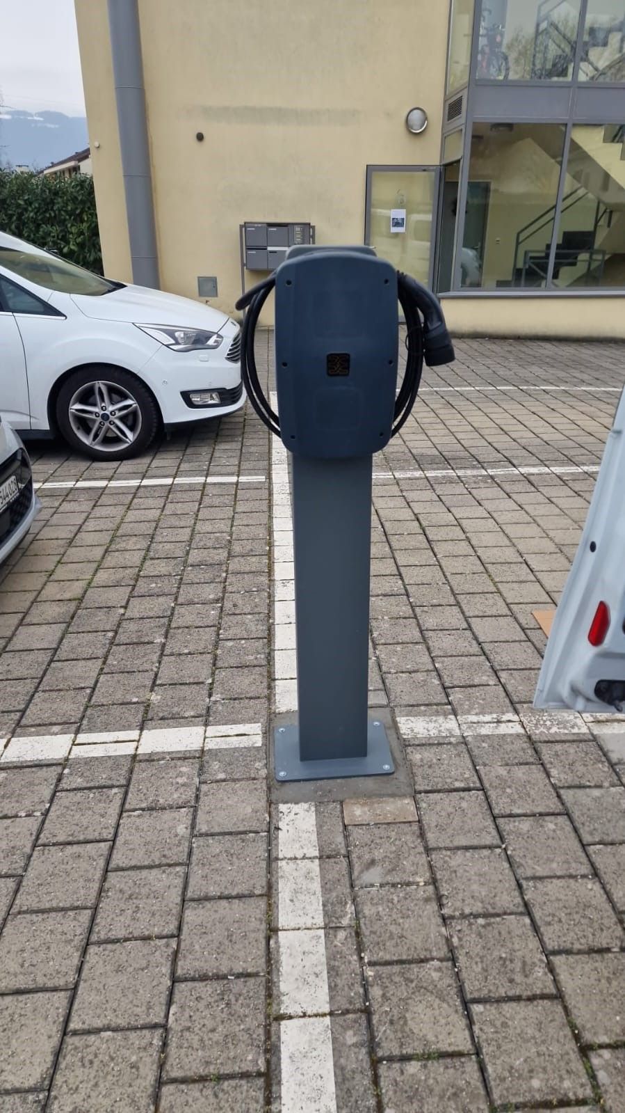 Bilder PERROTIN Electricité Sàrl