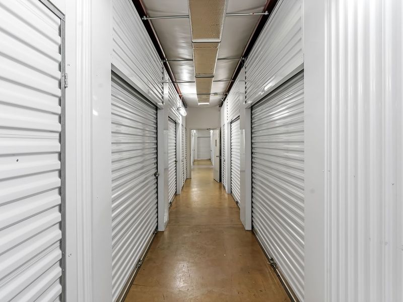 Images Extra Space Storage