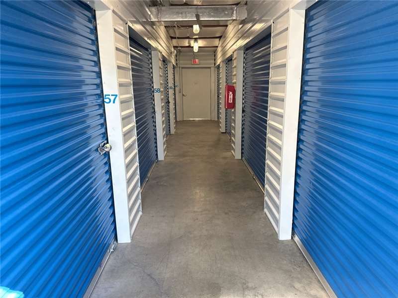 Interior Units - Extra Space Storage at 4121 Gulf Breeze Pkwy, Gulf Breeze, FL 32563